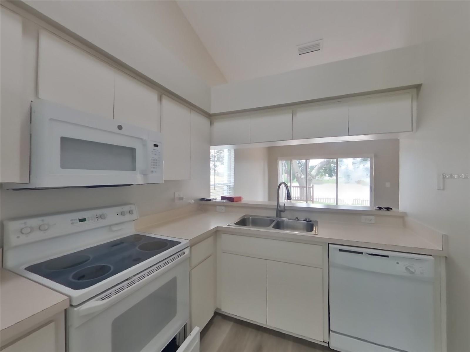 Image 7 of 17 For 1216 Cressford Place