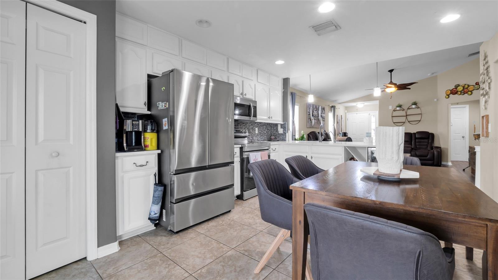 Image 16 of 38 For 7120 Forest Mere Drive