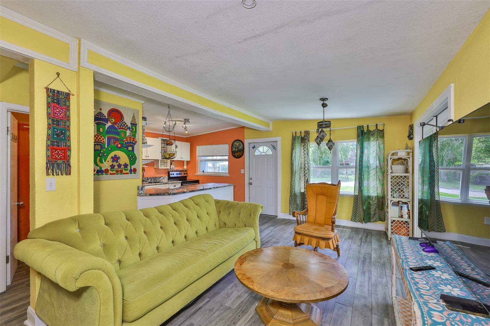 Image 10 of 43 For 5840 39th Street N