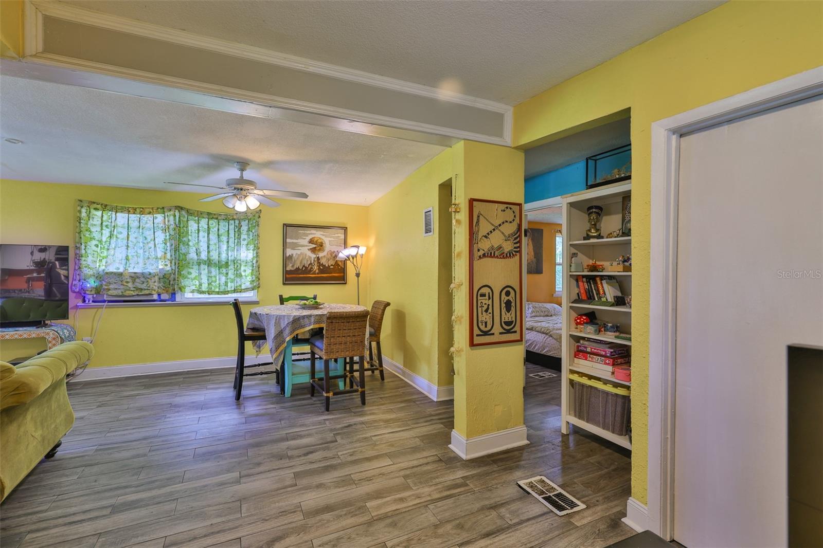 Image 13 of 43 For 5840 39th Street N