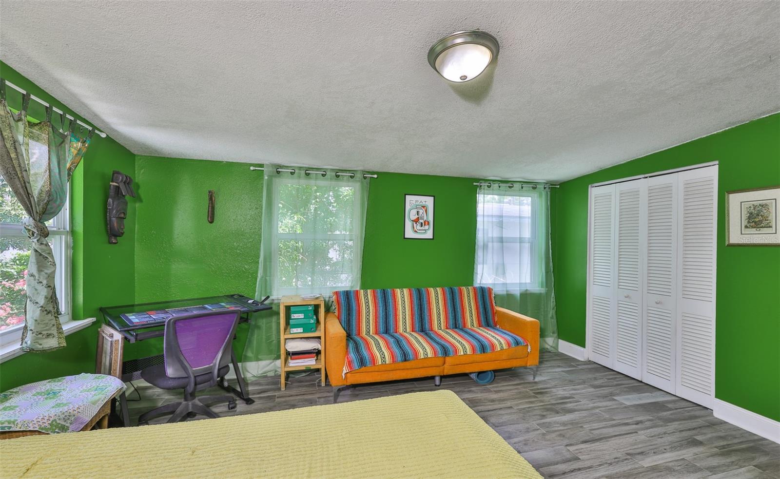 Image 21 of 43 For 5840 39th Street N