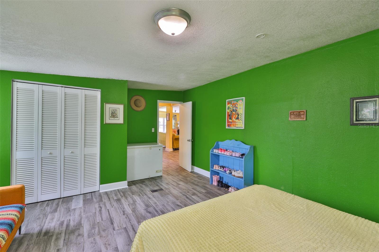 Image 22 of 43 For 5840 39th Street N