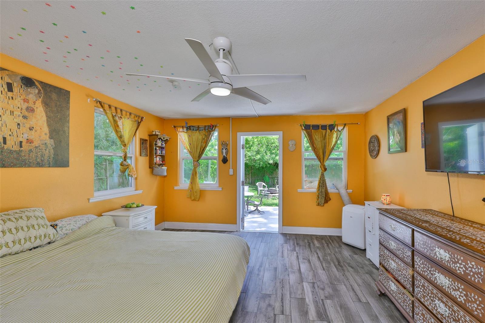 Image 24 of 43 For 5840 39th Street N