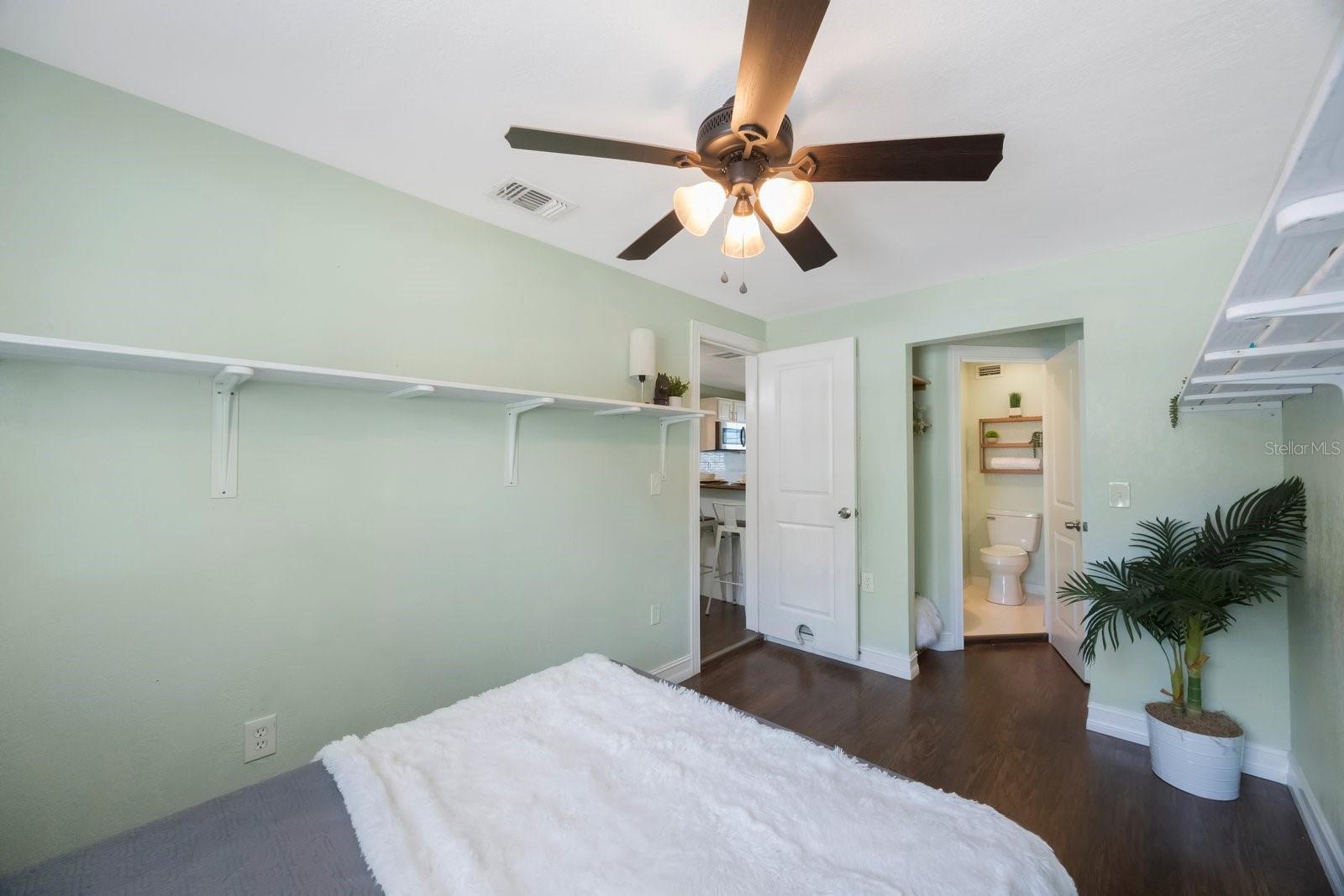 Image 27 of 42 For 6704 70th Avenue N