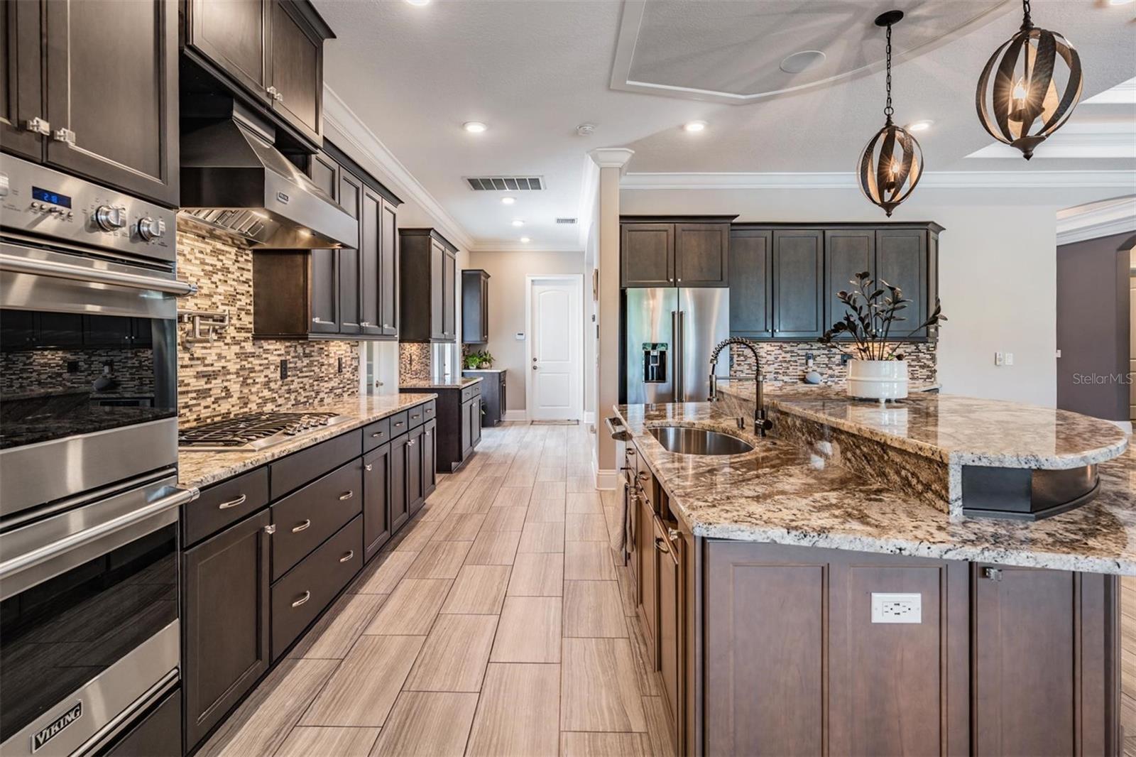 Image 10 of 88 For 7162 Graybrook Drive