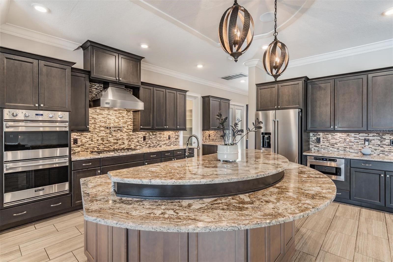 Image 14 of 88 For 7162 Graybrook Drive
