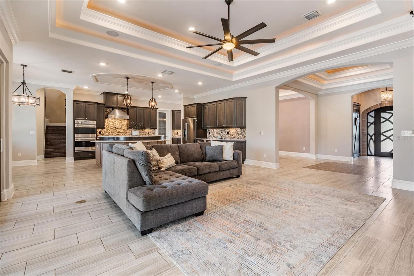 Image 21 of 88 For 7162 Graybrook Drive