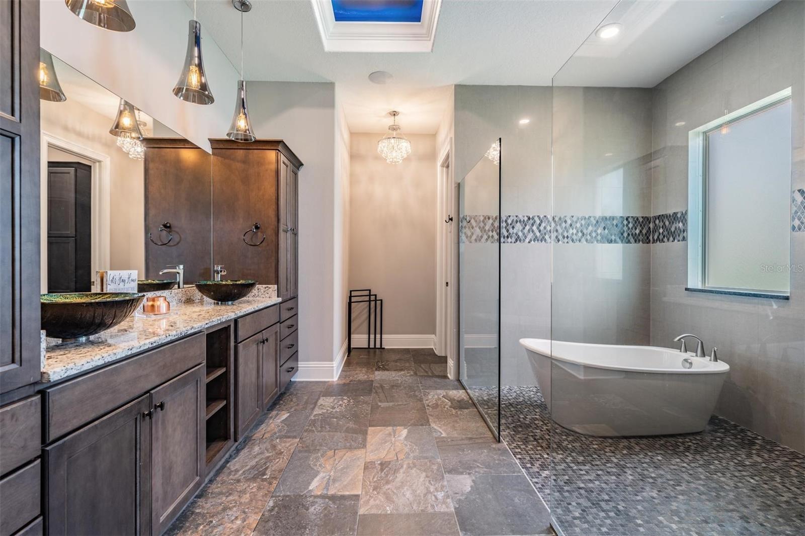 Image 28 of 88 For 7162 Graybrook Drive