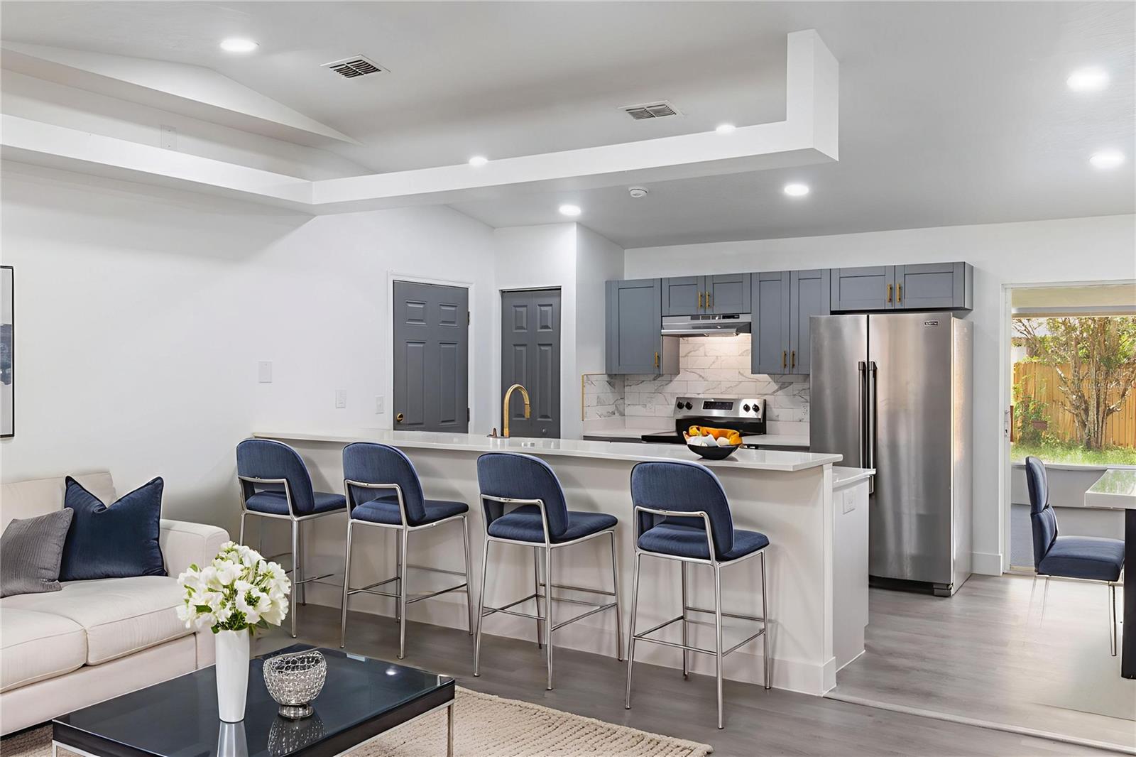 Listing photo id 11 for 22716 Penny Loop