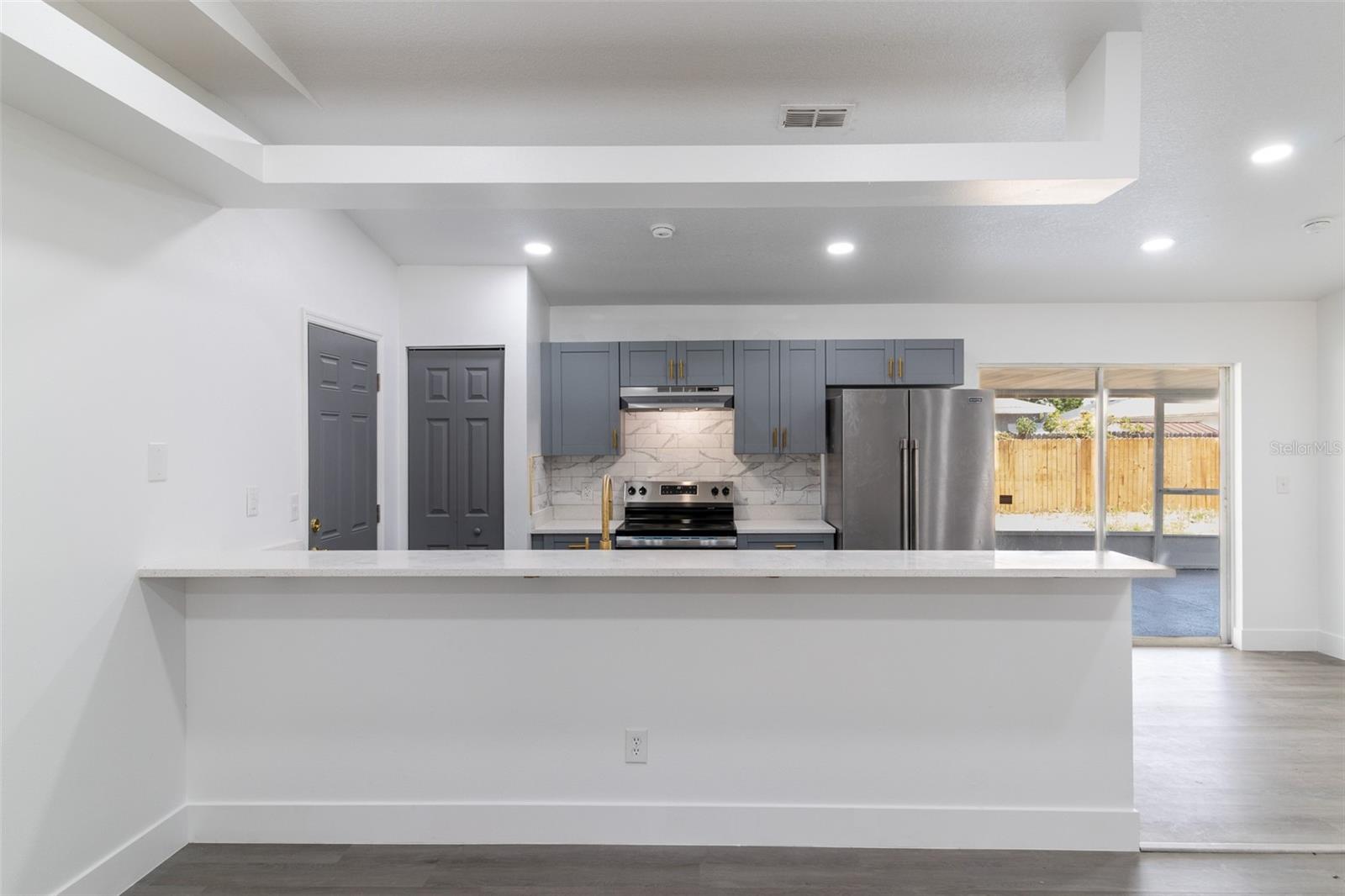 Listing photo id 12 for 22716 Penny Loop