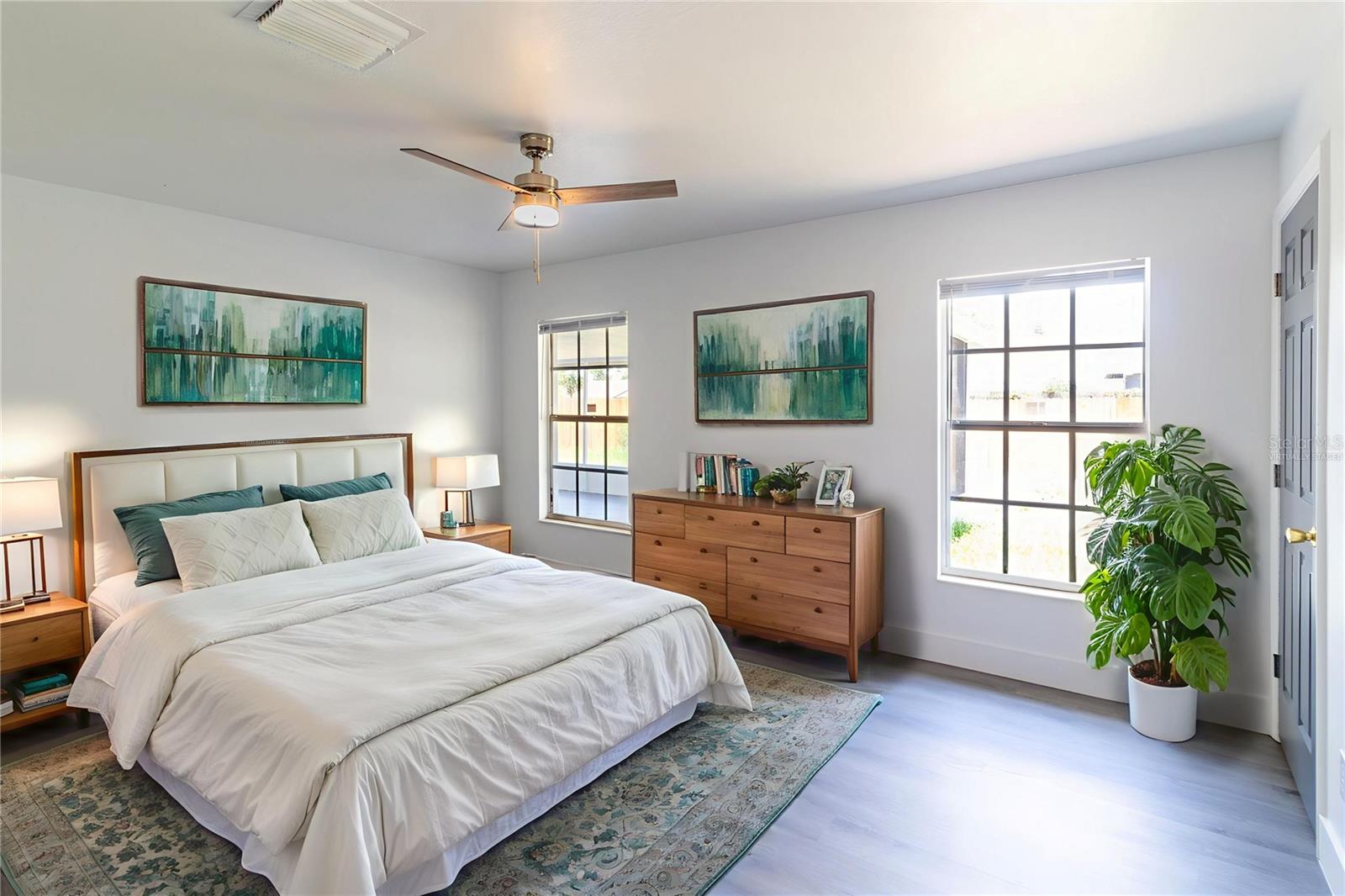 Listing photo id 22 for 22716 Penny Loop