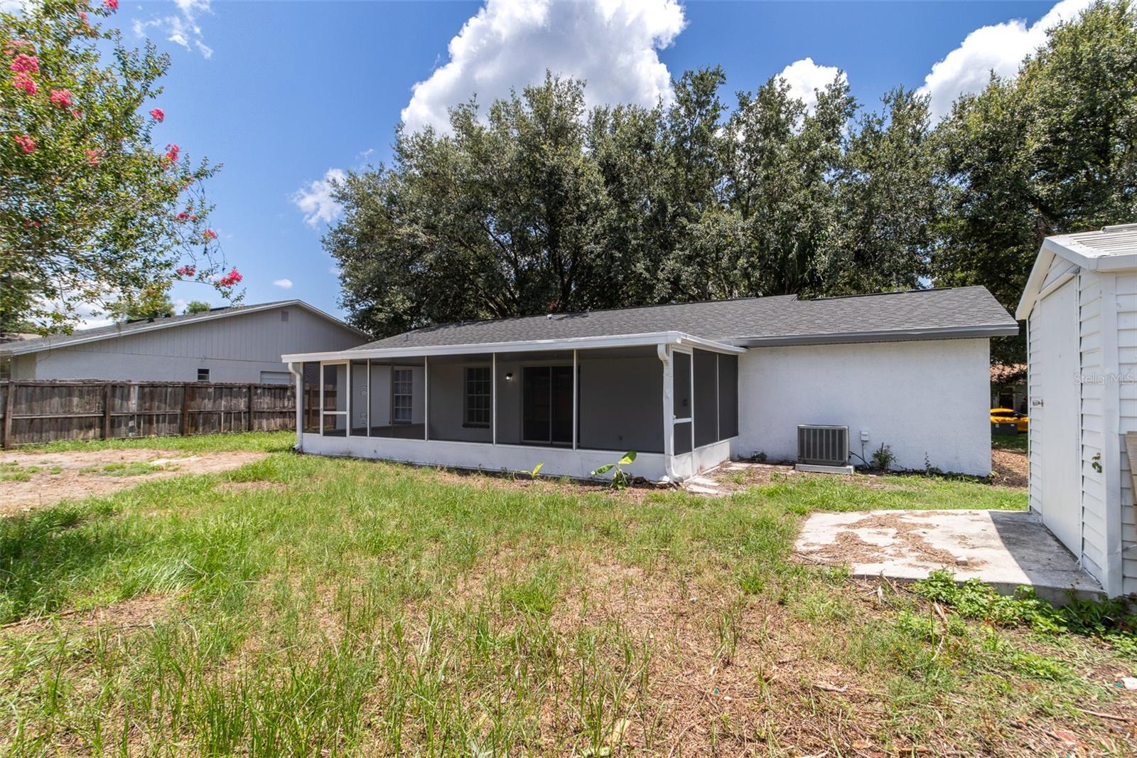 Listing photo id 29 for 22716 Penny Loop