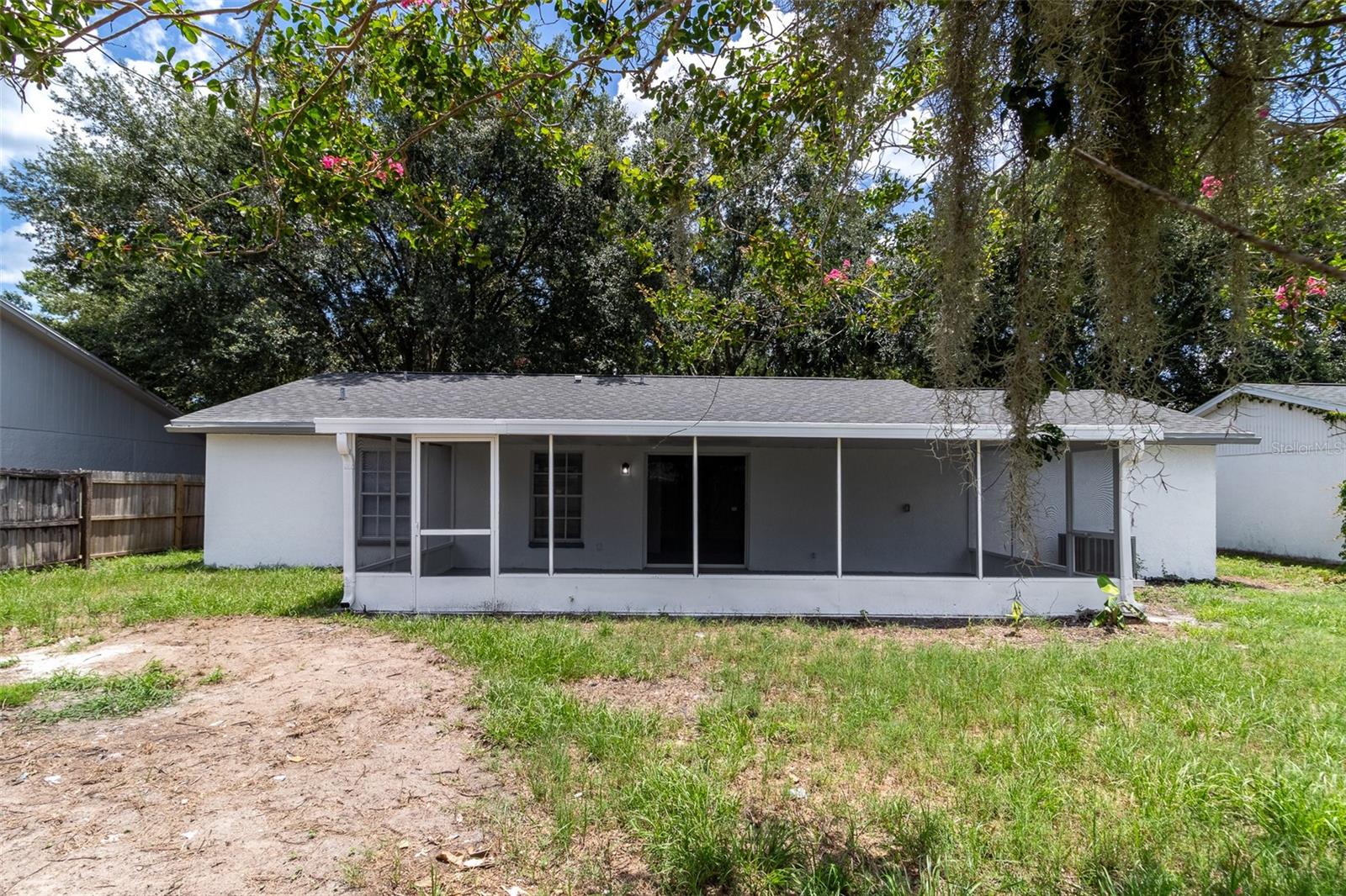 Listing photo id 31 for 22716 Penny Loop