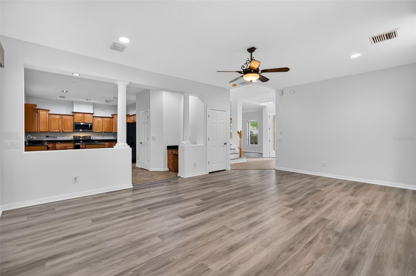 Image 19 of 64 For 29916 Cedar Waxwing Drive
