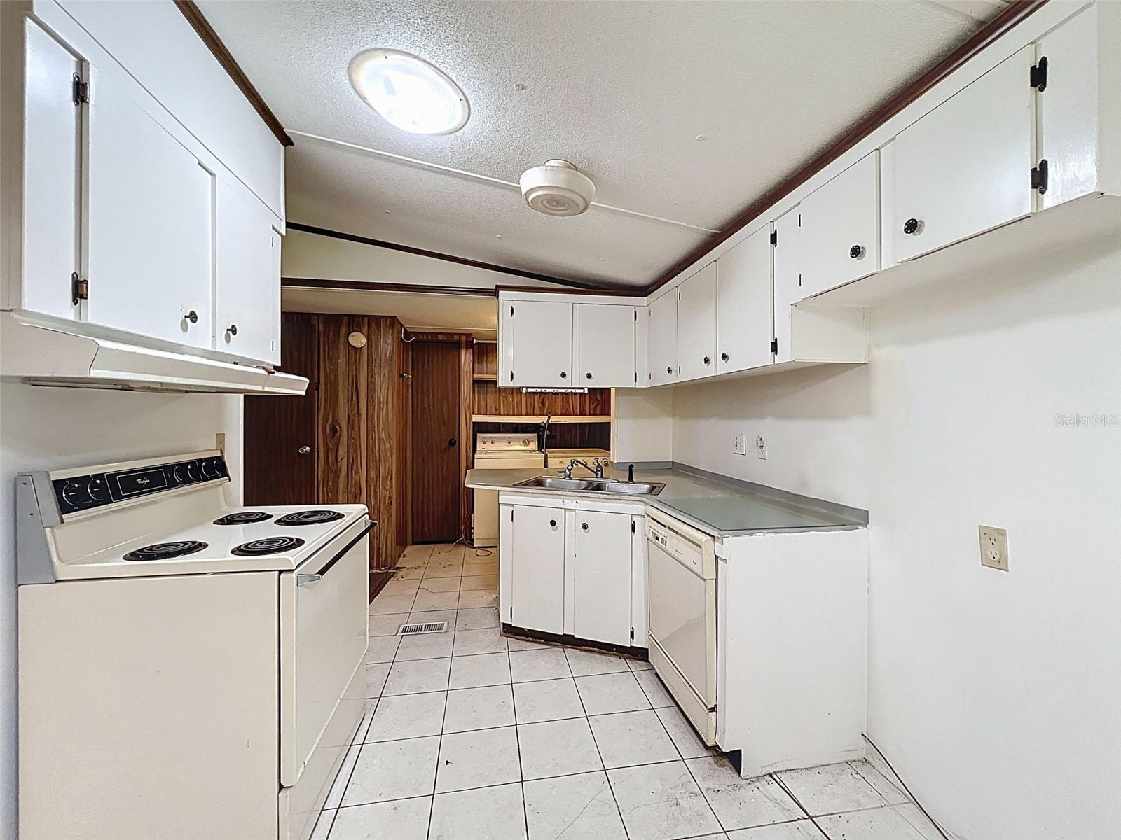 Image 39 of 43 For 9910 Jerome Drive