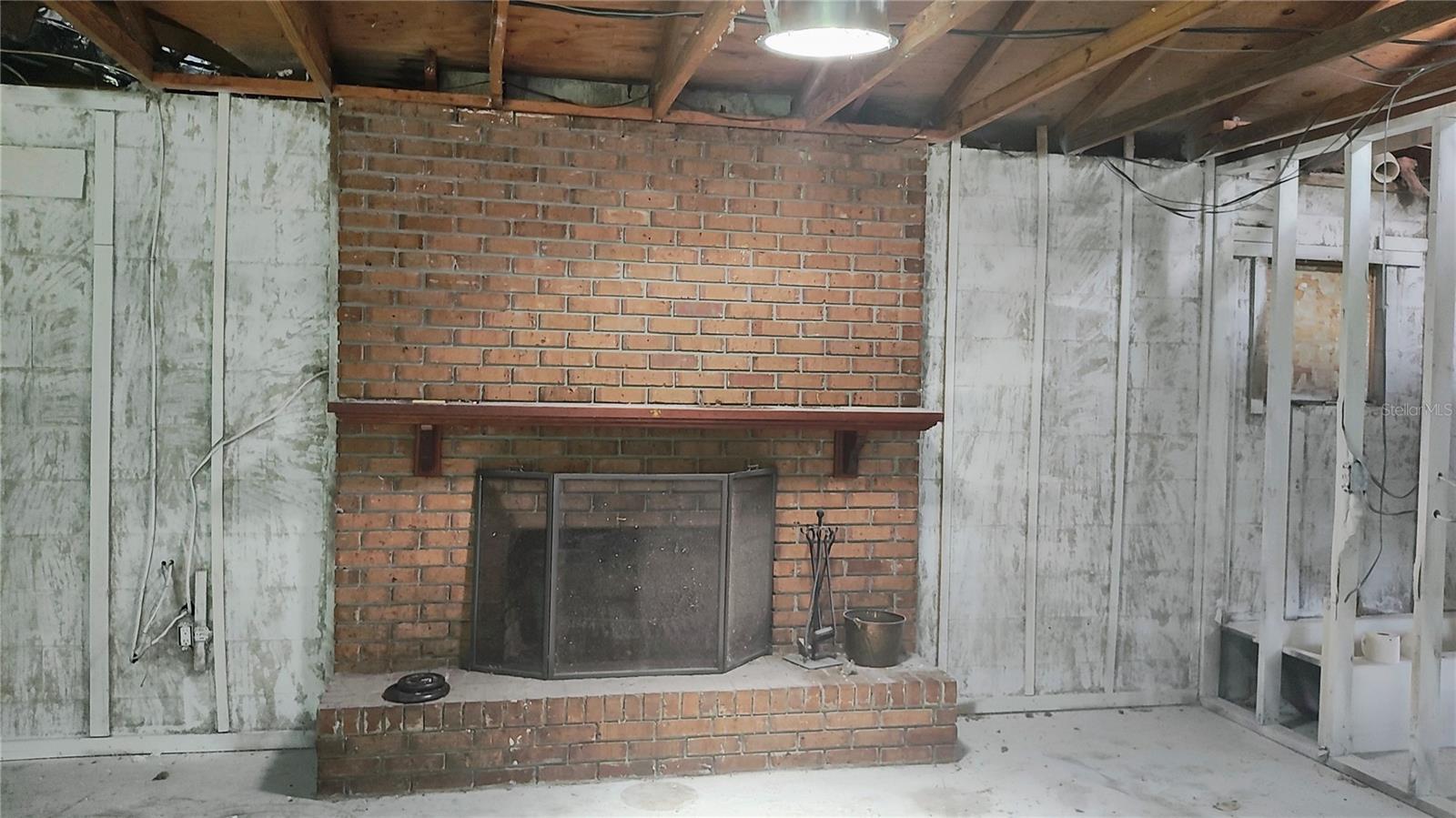 Image 11 of 14 For 5540 Cyril Drive