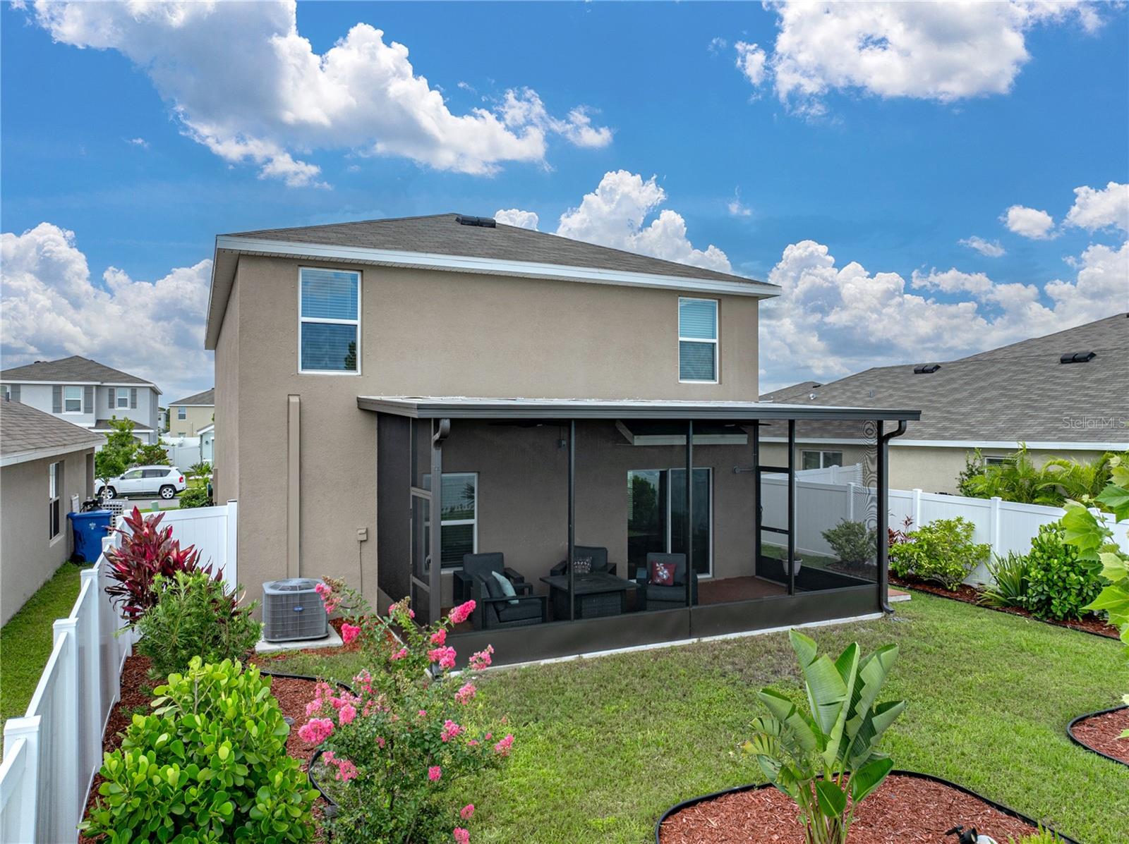 Image 54 of 92 For 636 Olive Conch Street