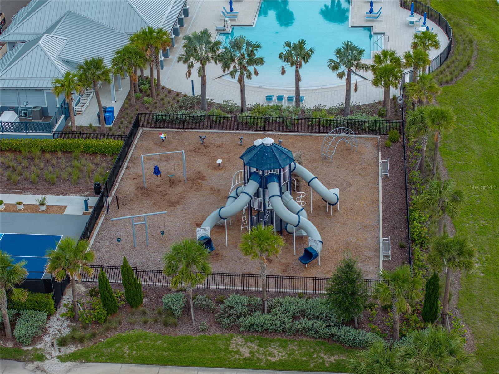 Image 90 of 92 For 636 Olive Conch Street