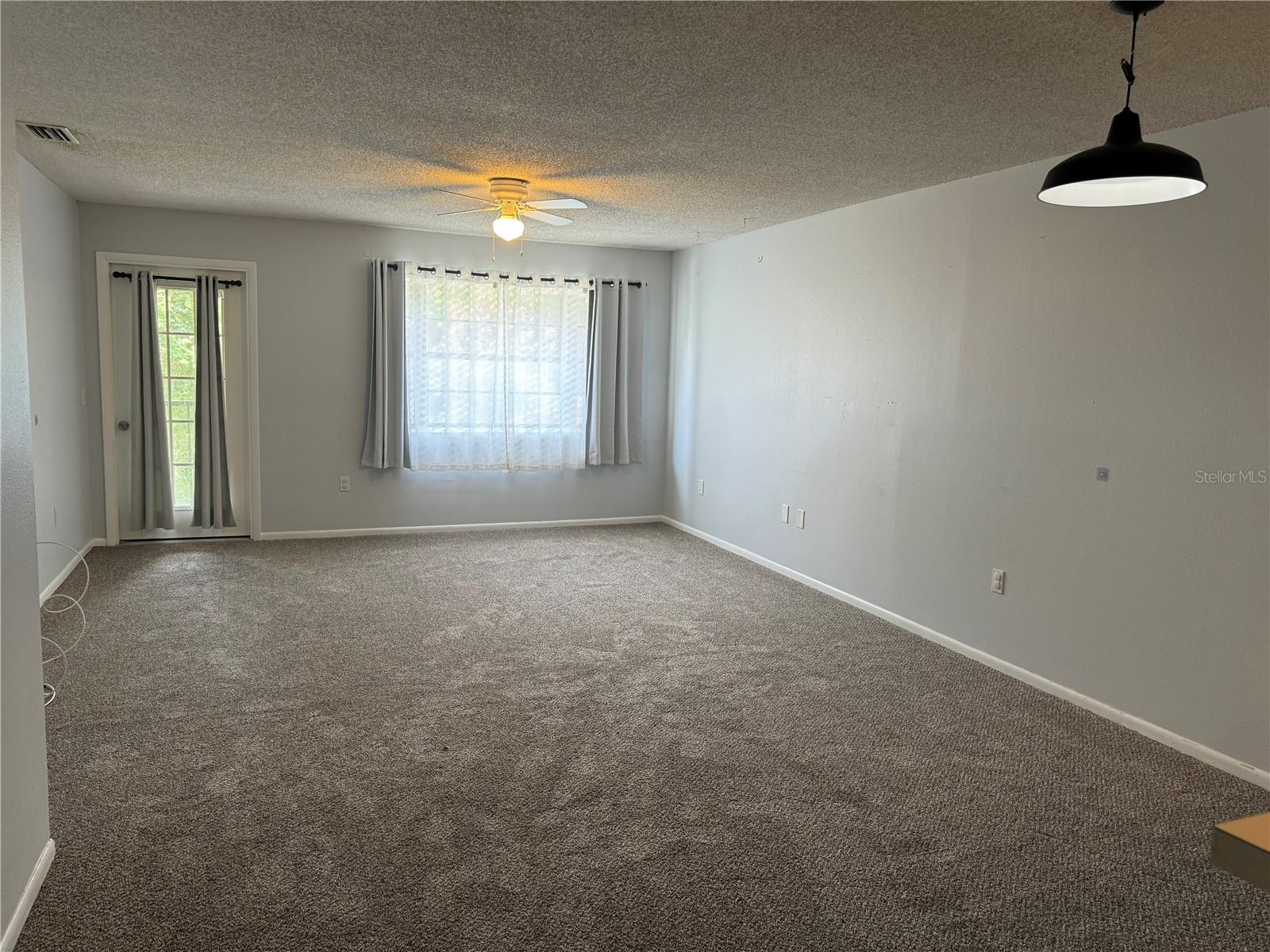 Image 5 of 14 For 12025 Environmental Drive 7