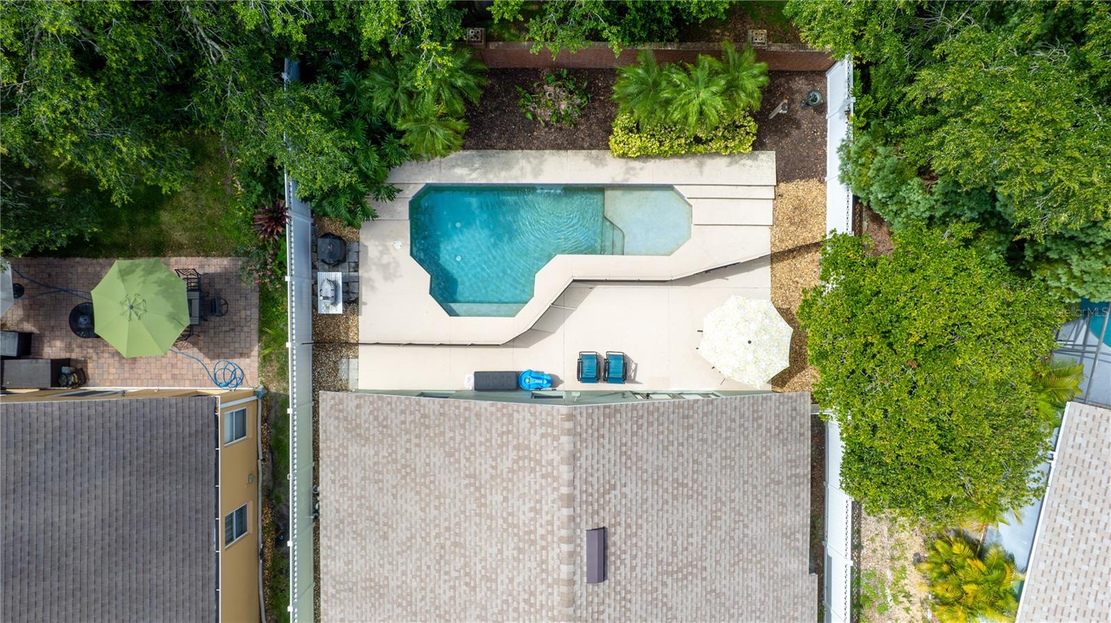 Image 30 of 32 For 643 Blenheim Loop
