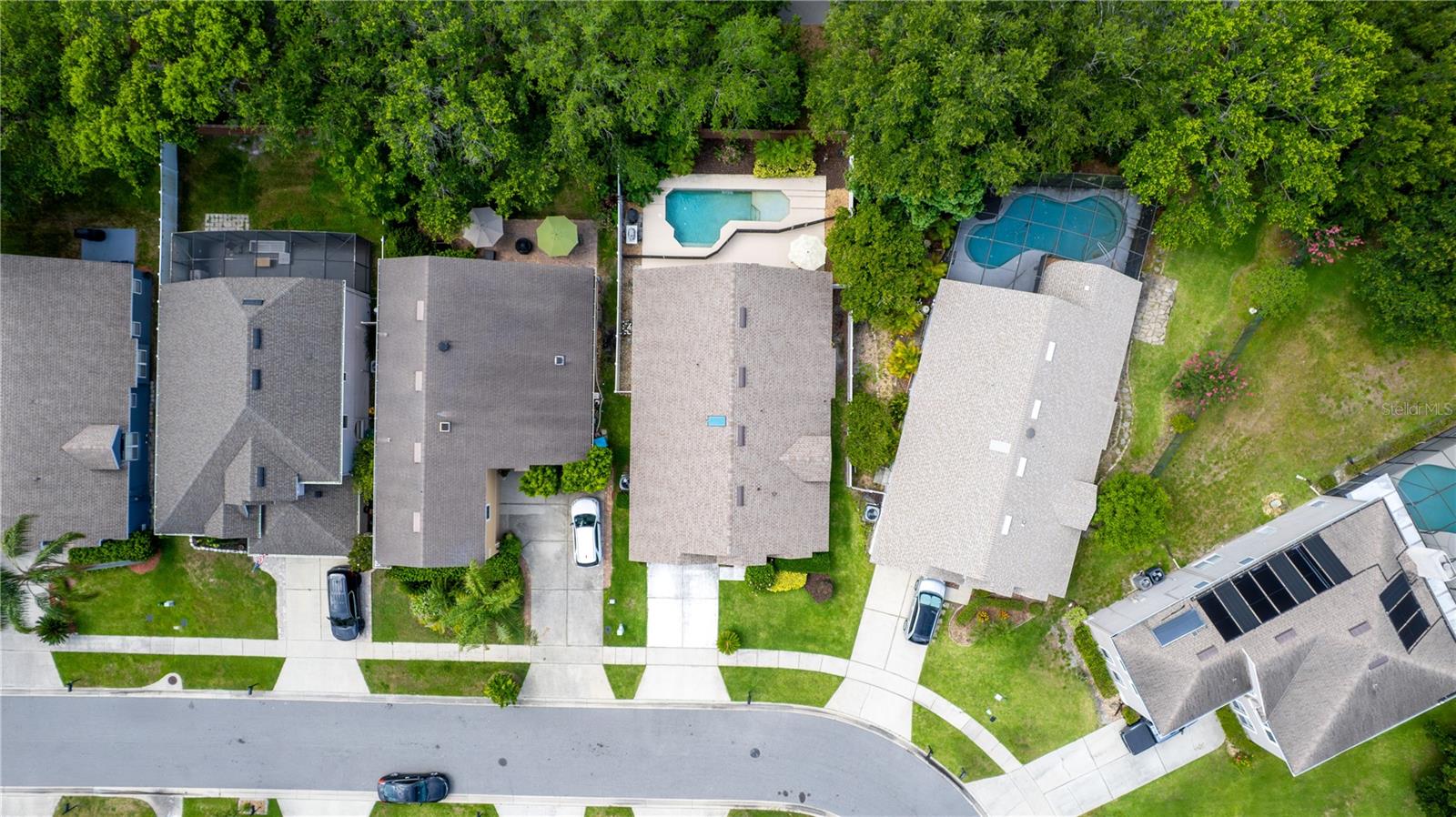 Image 31 of 32 For 643 Blenheim Loop