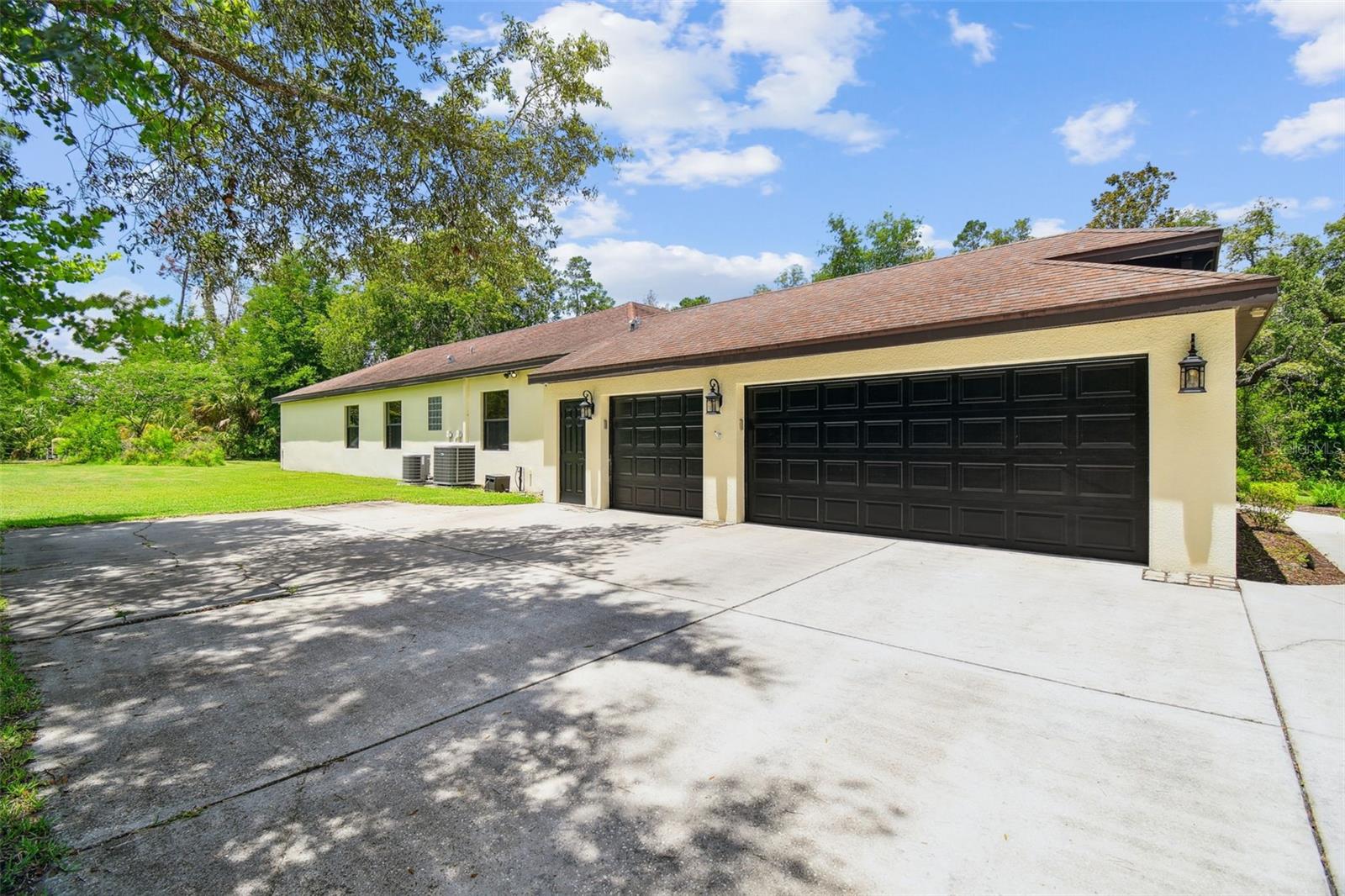 Image 4 of 63 For 13503 Gopher Pond Court