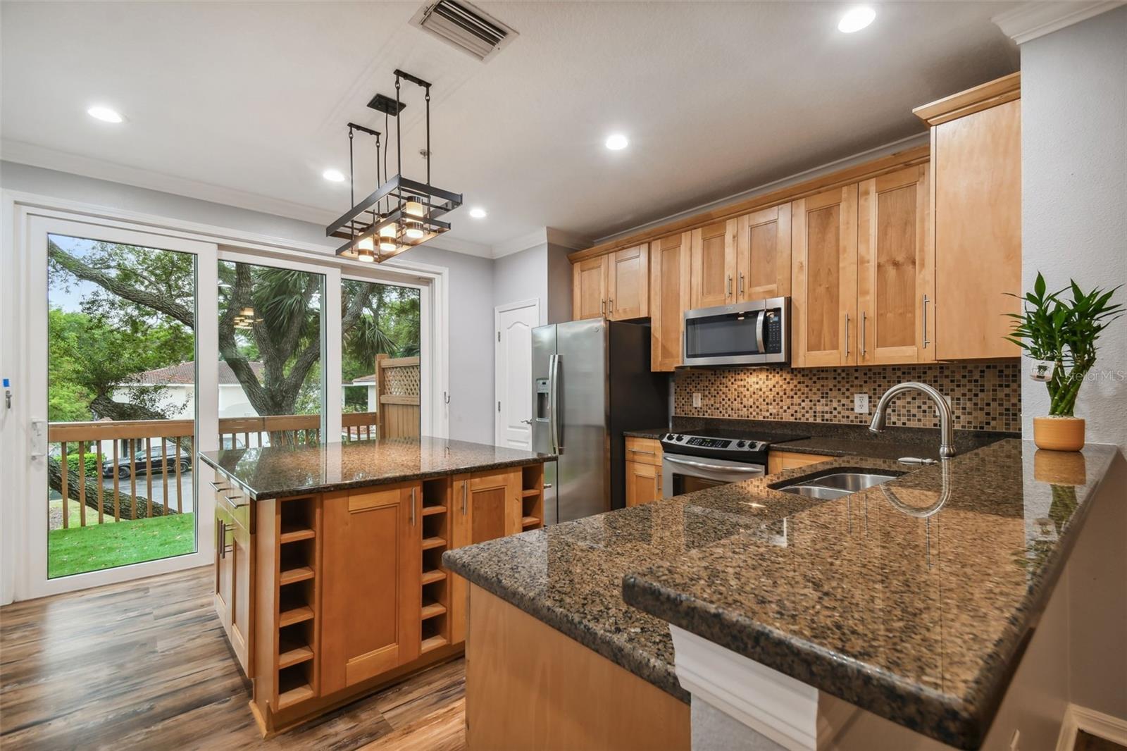 Image 13 of 46 For 3183 Bayshore Oaks Drive