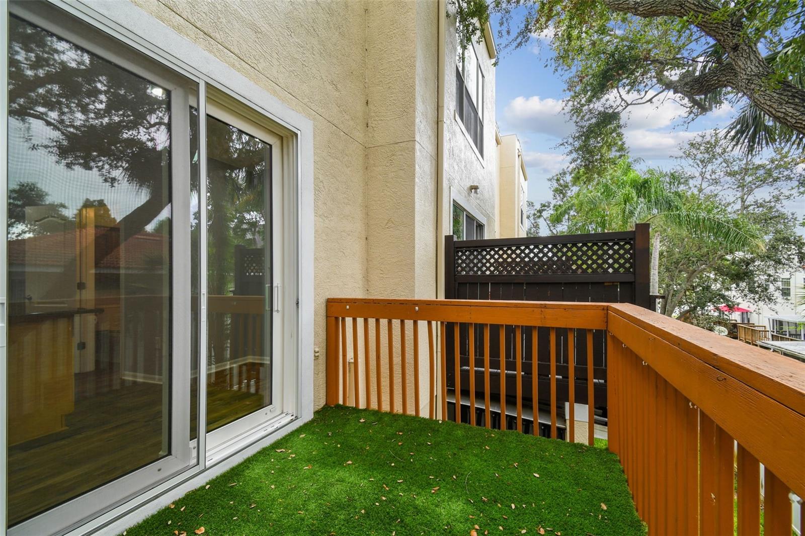 Image 24 of 46 For 3183 Bayshore Oaks Drive