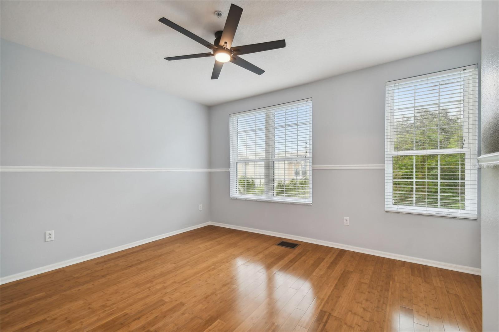 Image 35 of 46 For 3183 Bayshore Oaks Drive