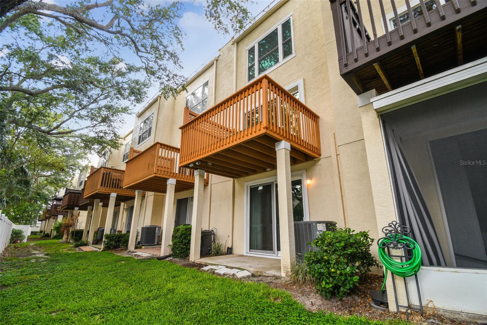 Image 40 of 46 For 3183 Bayshore Oaks Drive