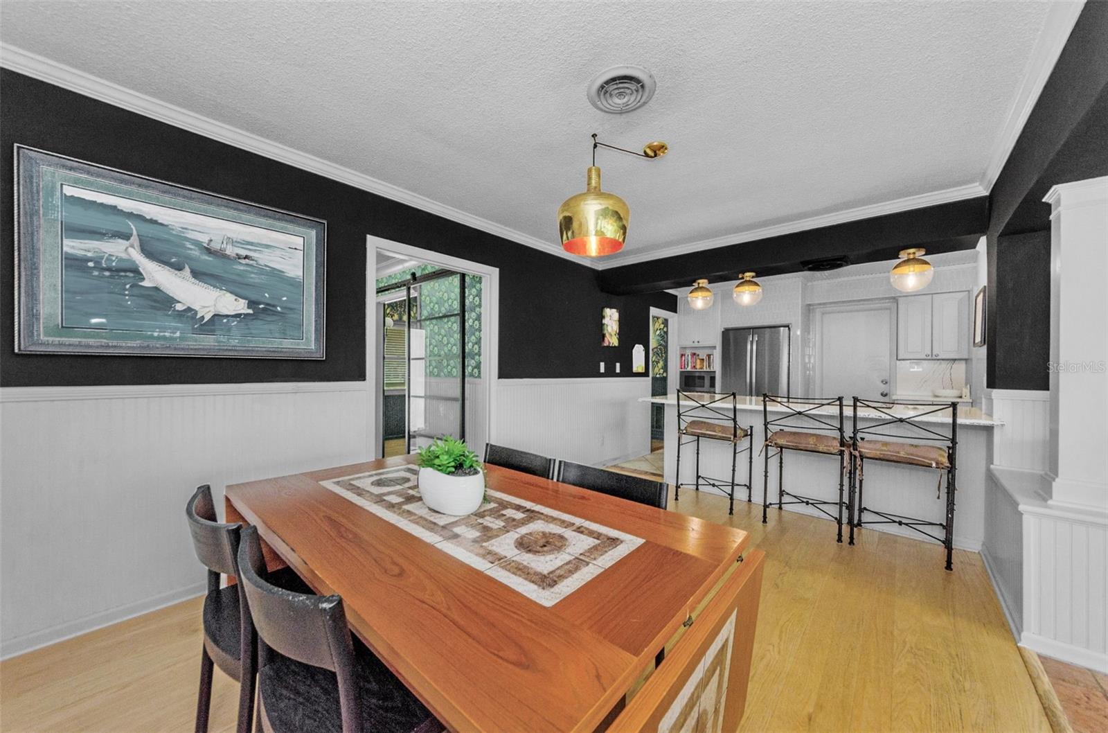 Image 10 of 39 For 201 78th Avenue N