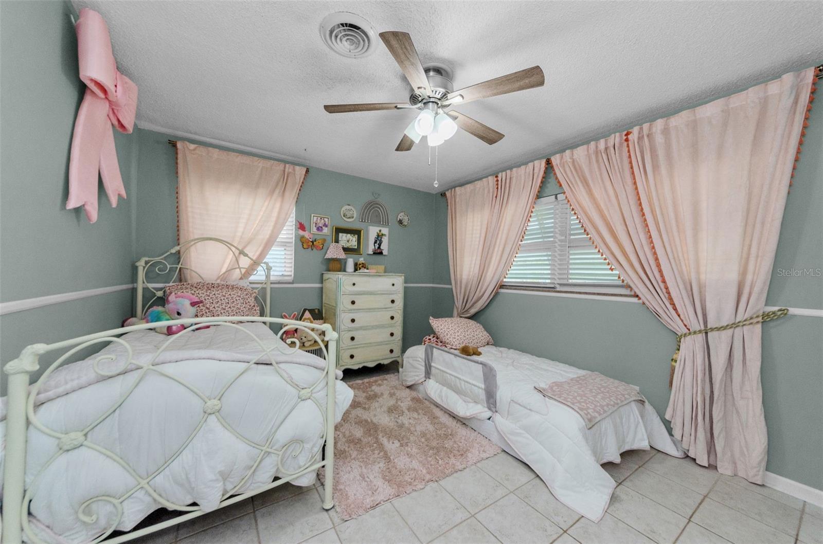 Image 19 of 39 For 201 78th Avenue N