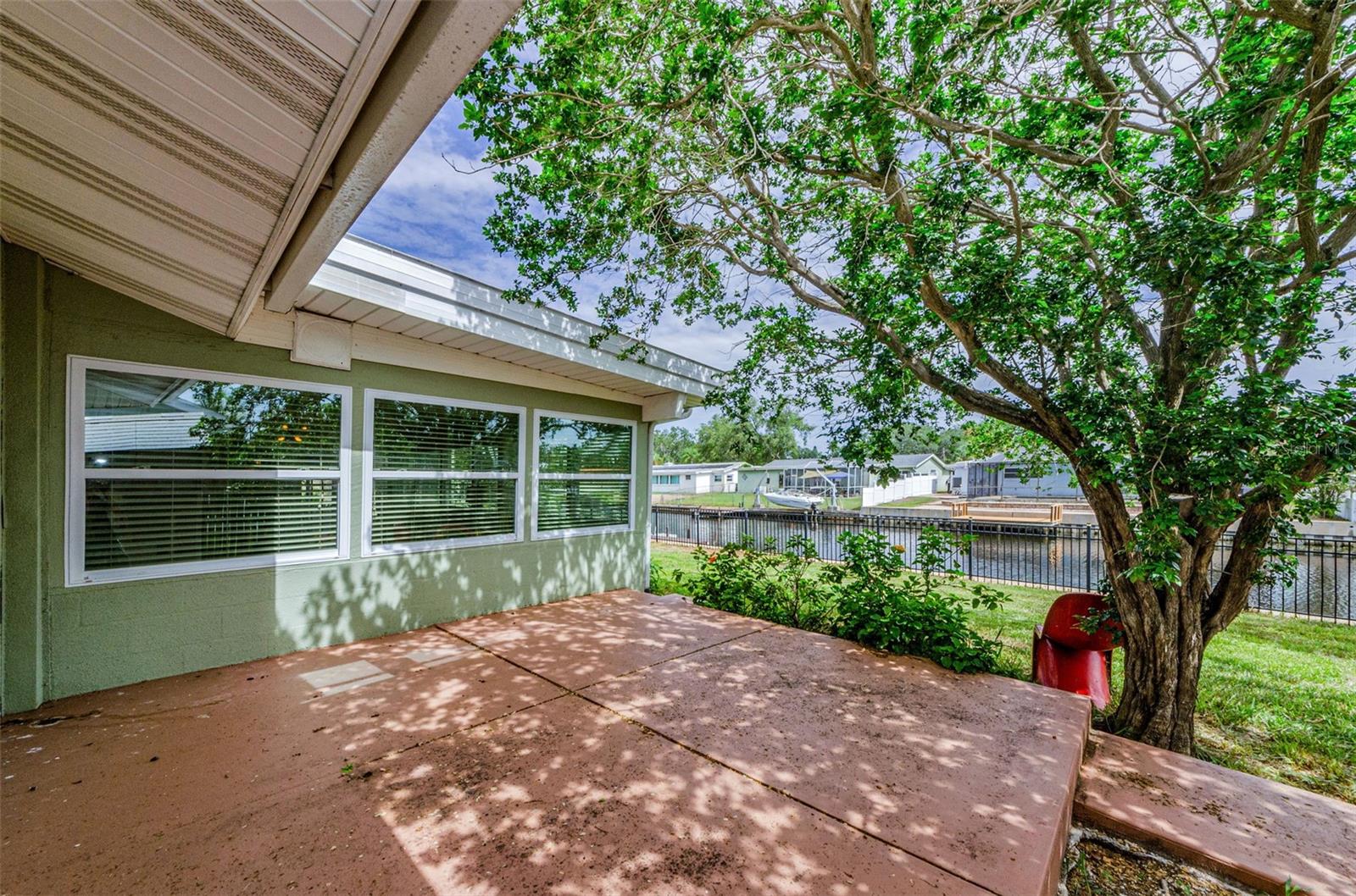 Image 28 of 39 For 201 78th Avenue N