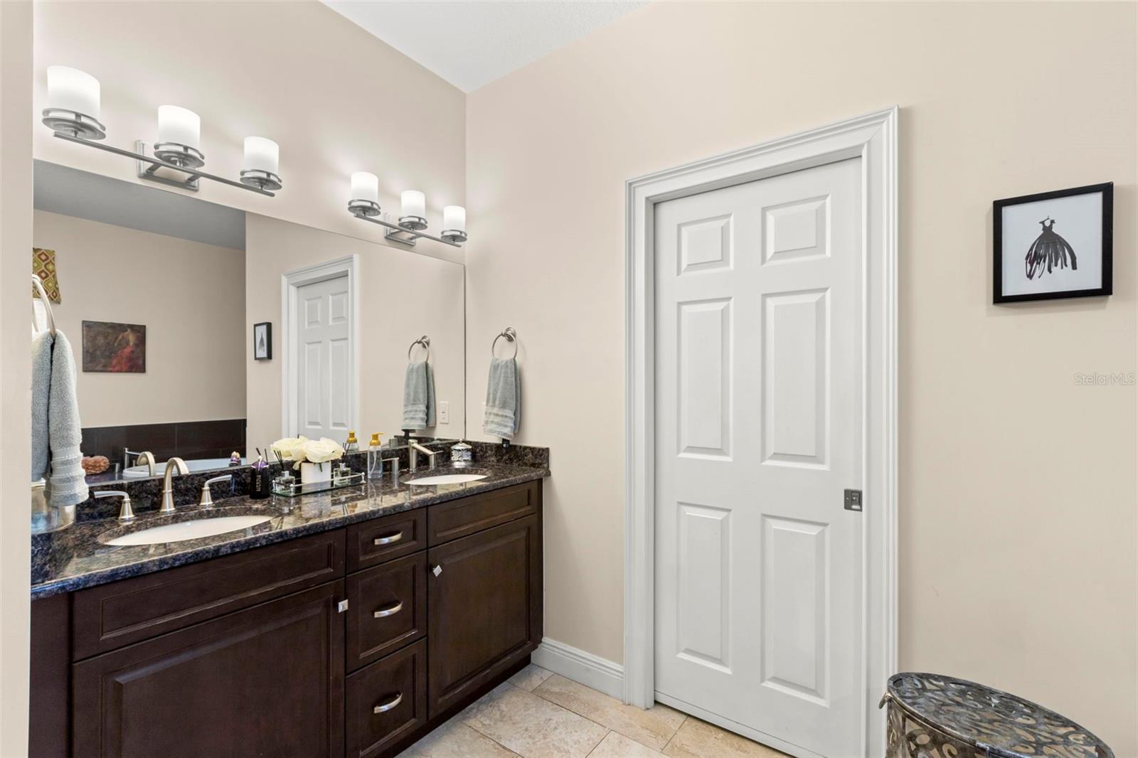 Image 22 of 40 For 829 Date Palm Lane