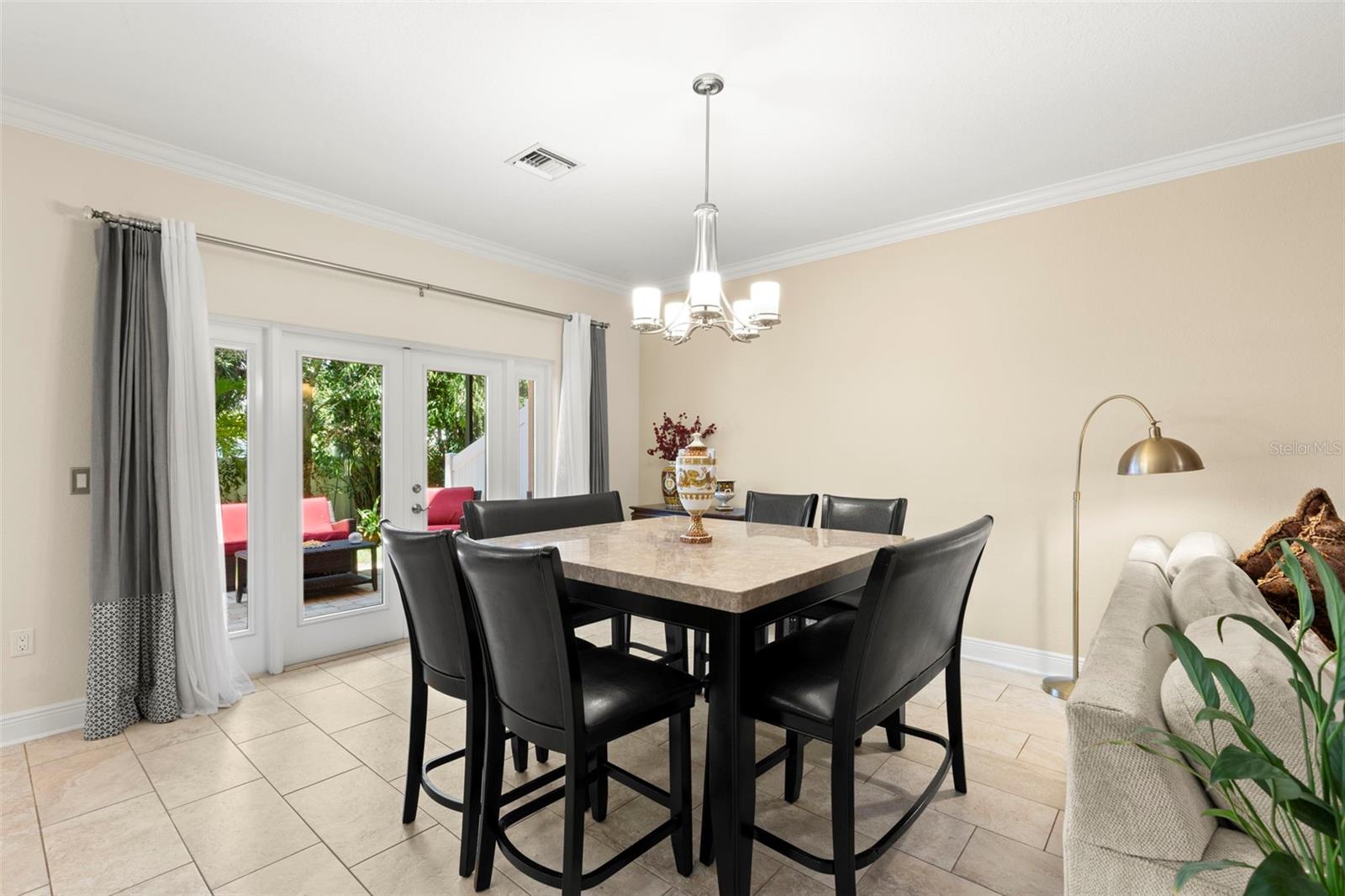 Image 7 of 40 For 829 Date Palm Lane