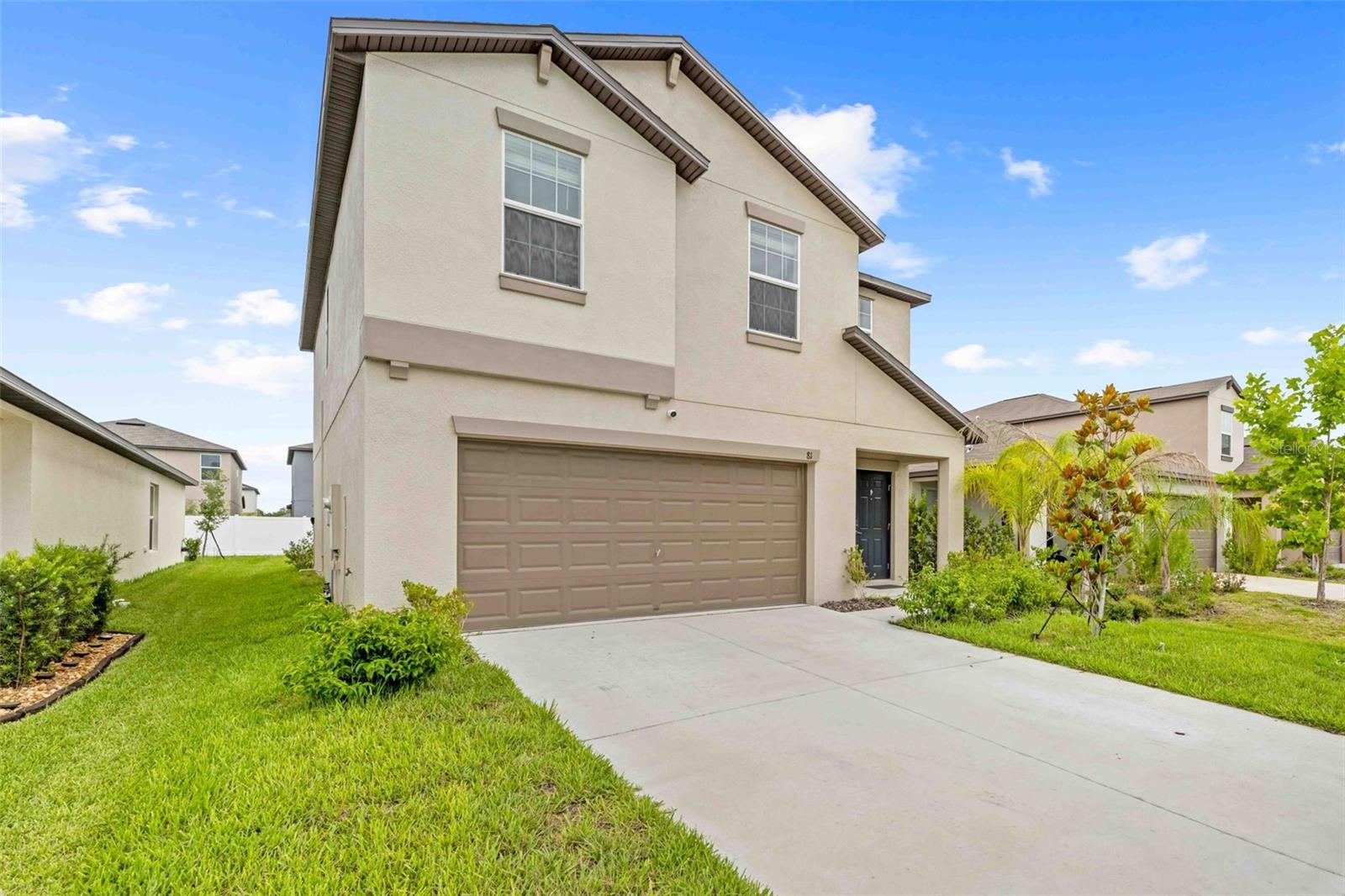 Image 3 of 53 For 81 Rain Lily Avenue