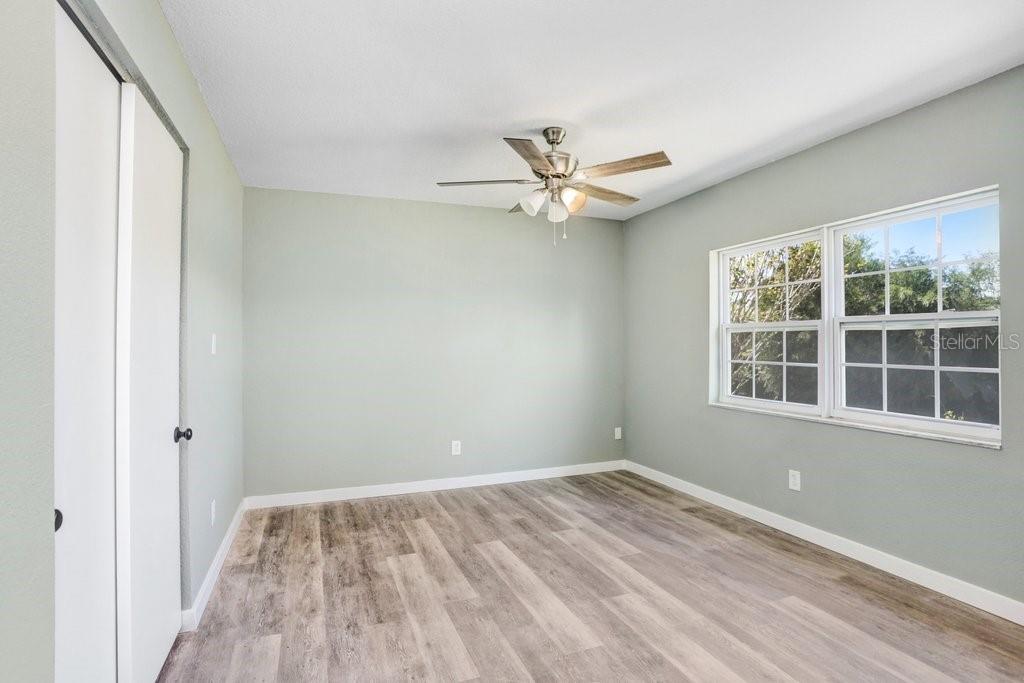 Image 12 of 26 For 10790 92nd Street