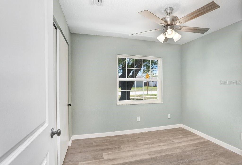 Image 7 of 26 For 10790 92nd Street