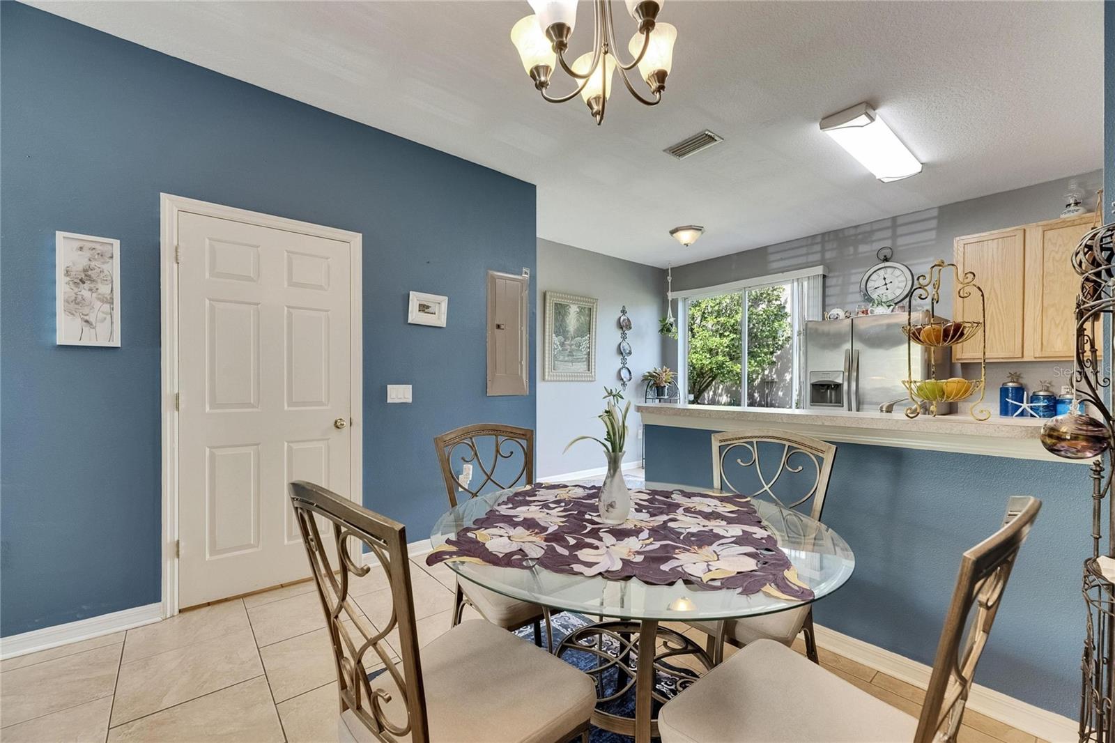 Image 11 of 57 For 13905 Abbey Lane