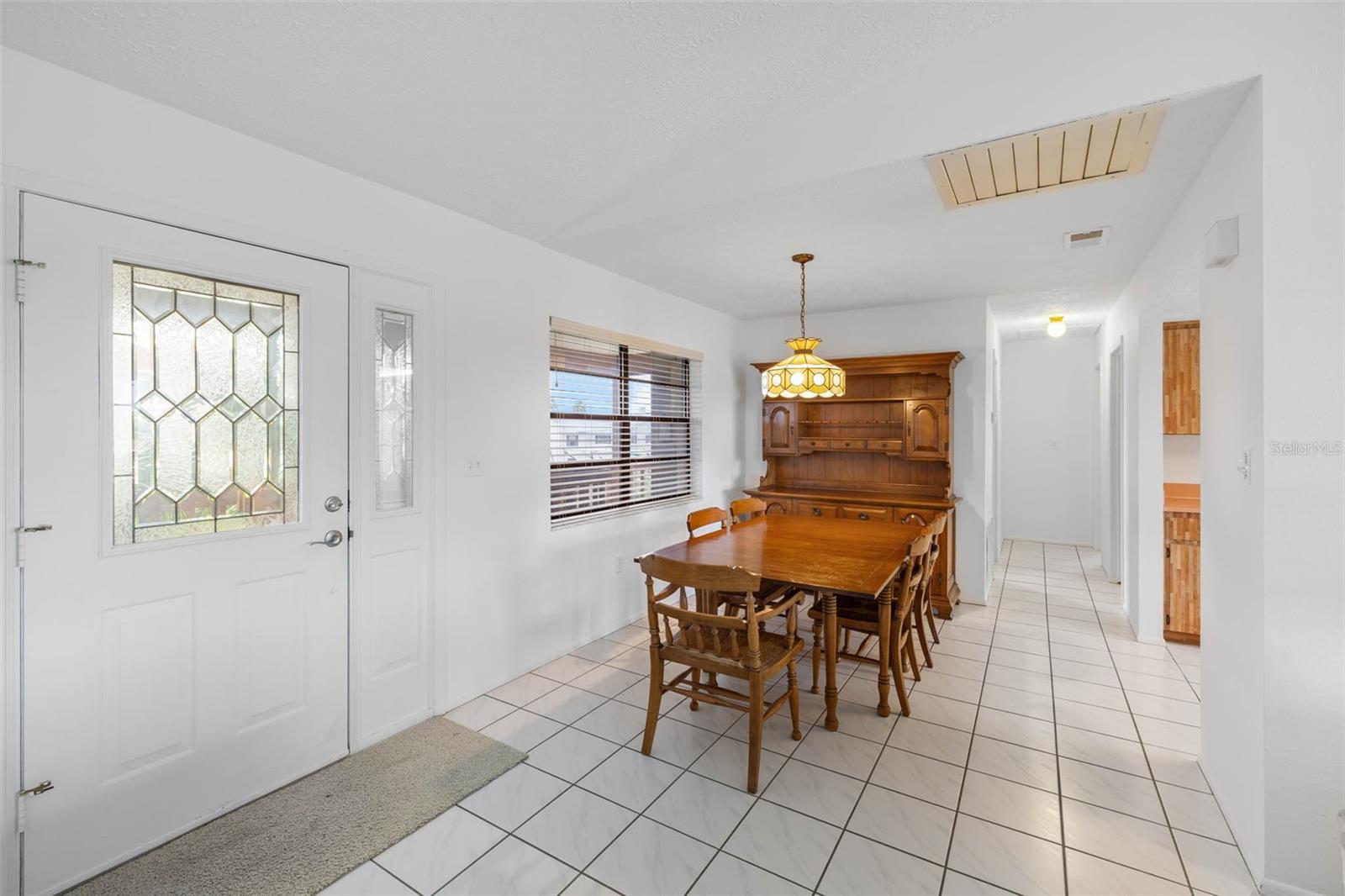 Image 10 of 40 For 4279 Newport Drive