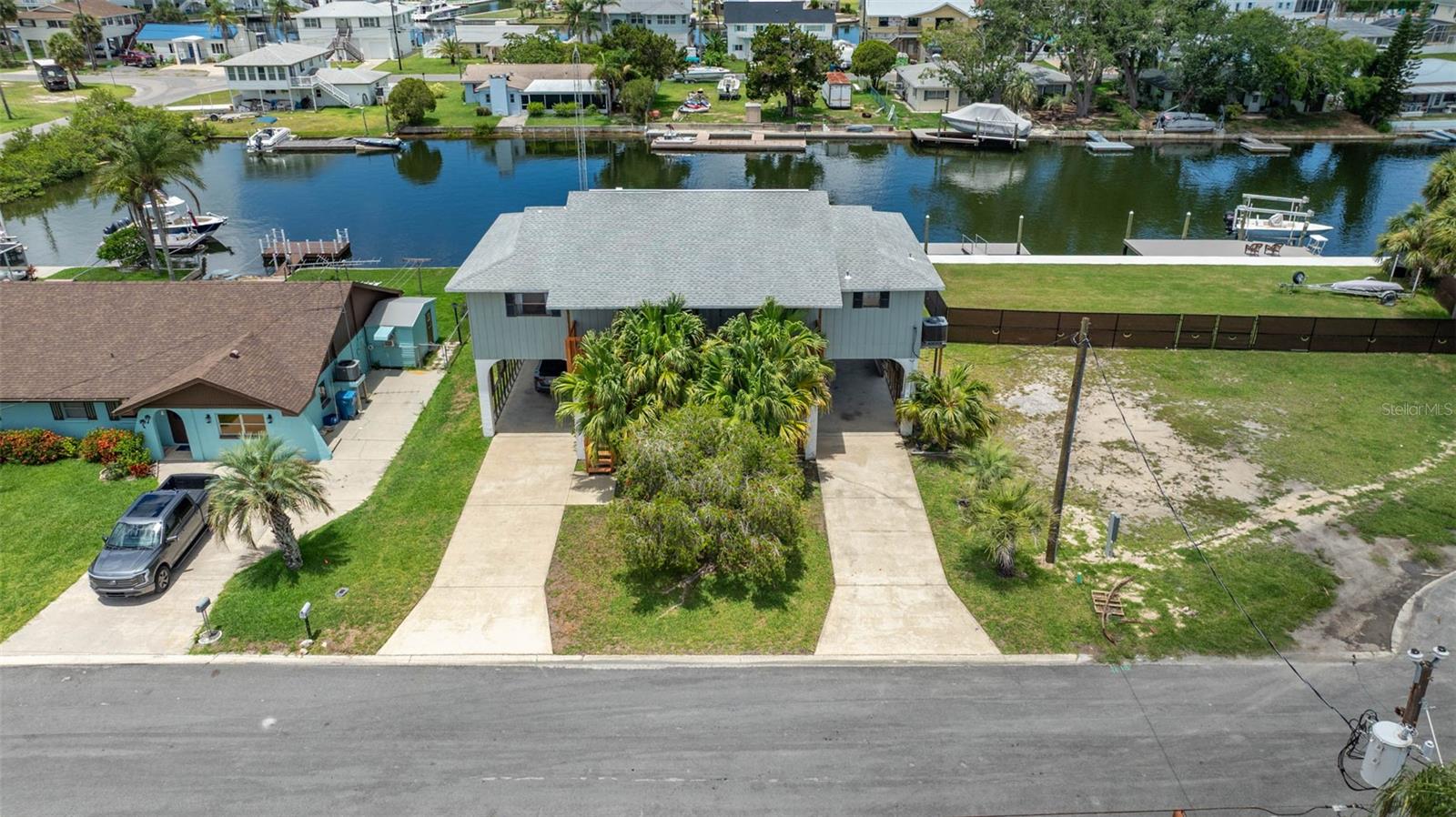 Image 4 of 40 For 4279 Newport Drive