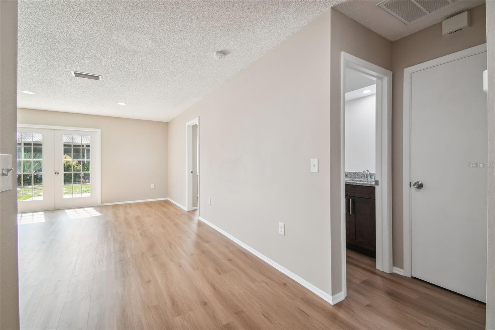 Image 12 of 37 For 11611 Bear Paw Lane