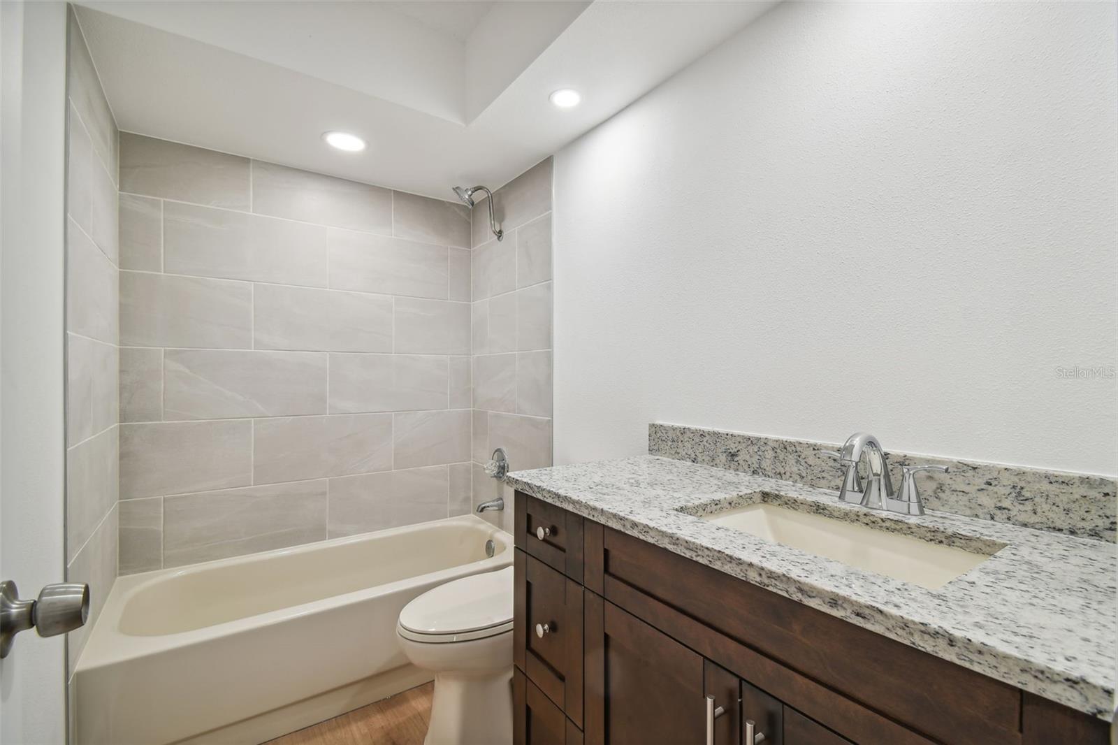 Image 14 of 37 For 11611 Bear Paw Lane