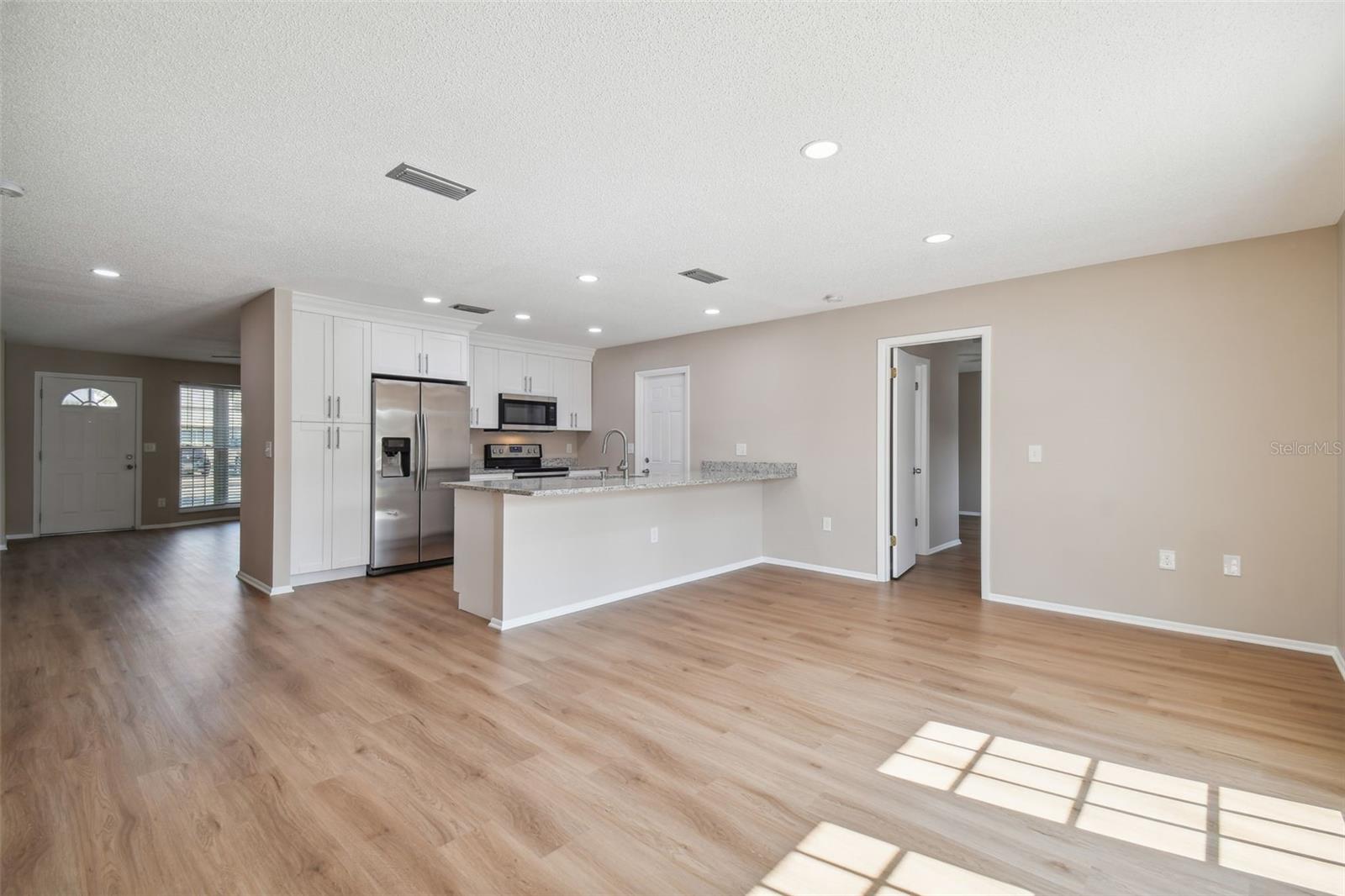 Image 22 of 37 For 11611 Bear Paw Lane