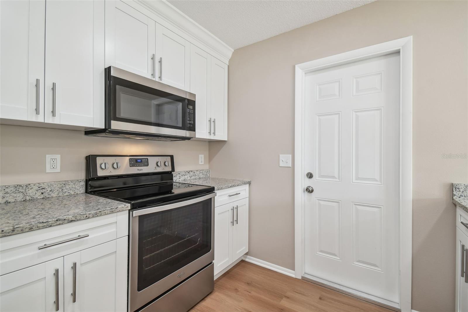 Image 28 of 37 For 11611 Bear Paw Lane