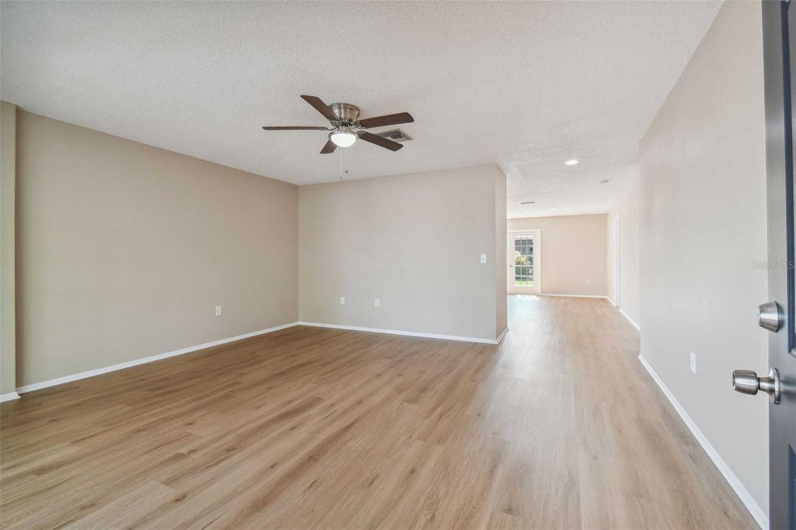 Image 8 of 37 For 11611 Bear Paw Lane
