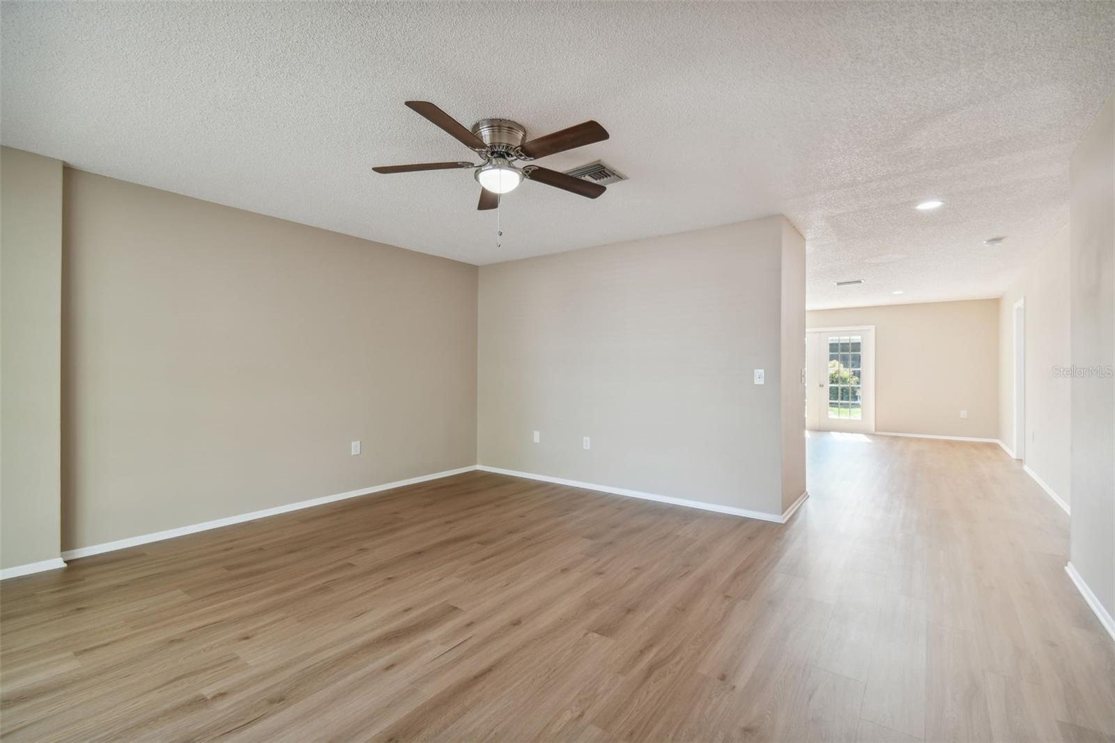 Image 9 of 37 For 11611 Bear Paw Lane