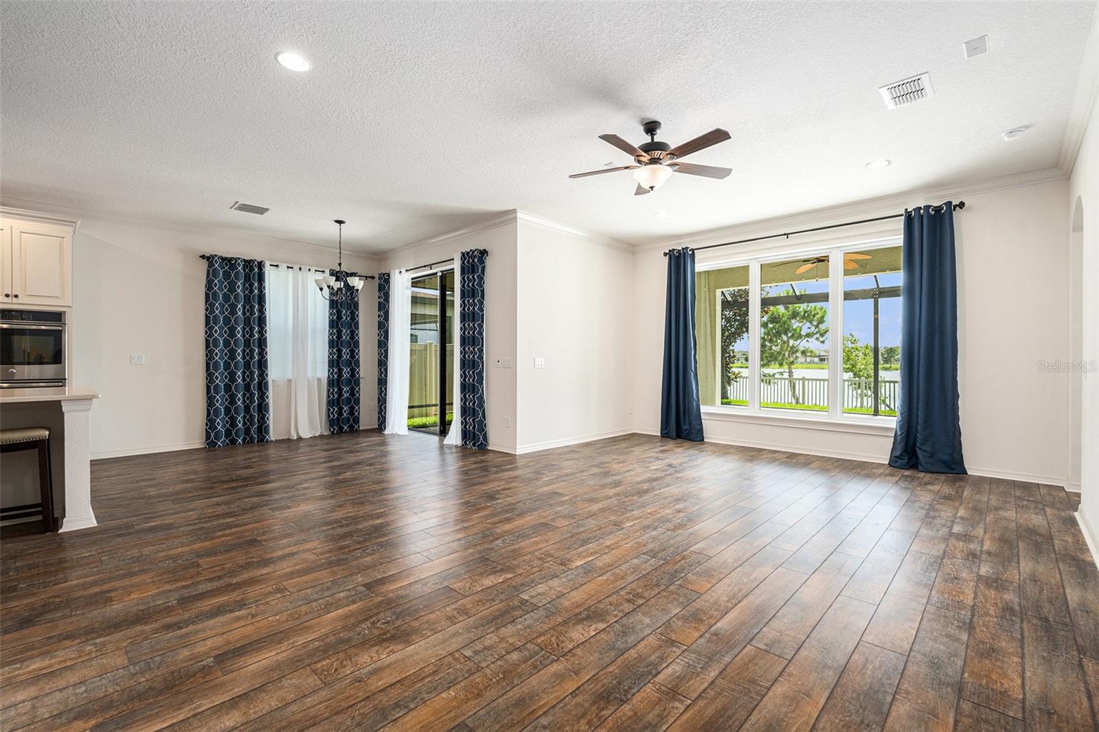 Image 7 of 48 For 19209 Long Lake Ranch Boulevard