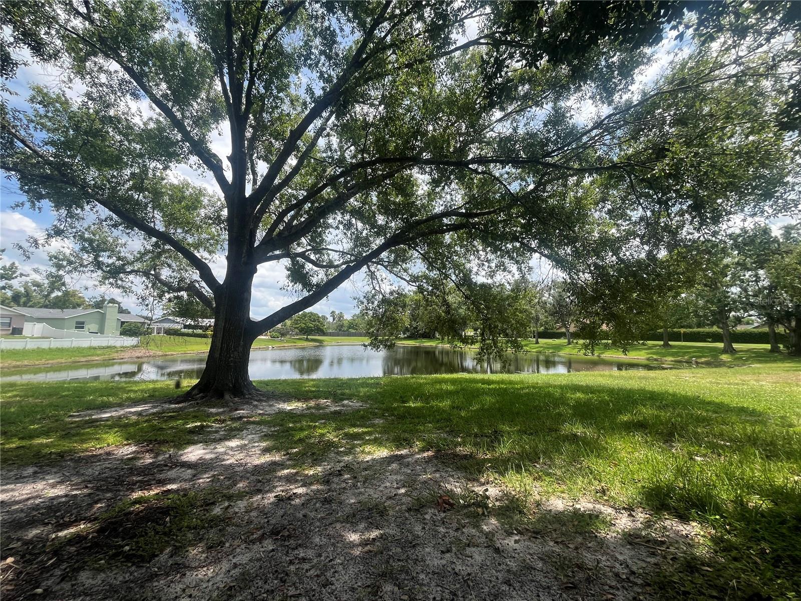 Image 7 of 30 For 12908 Leadwood Drive
