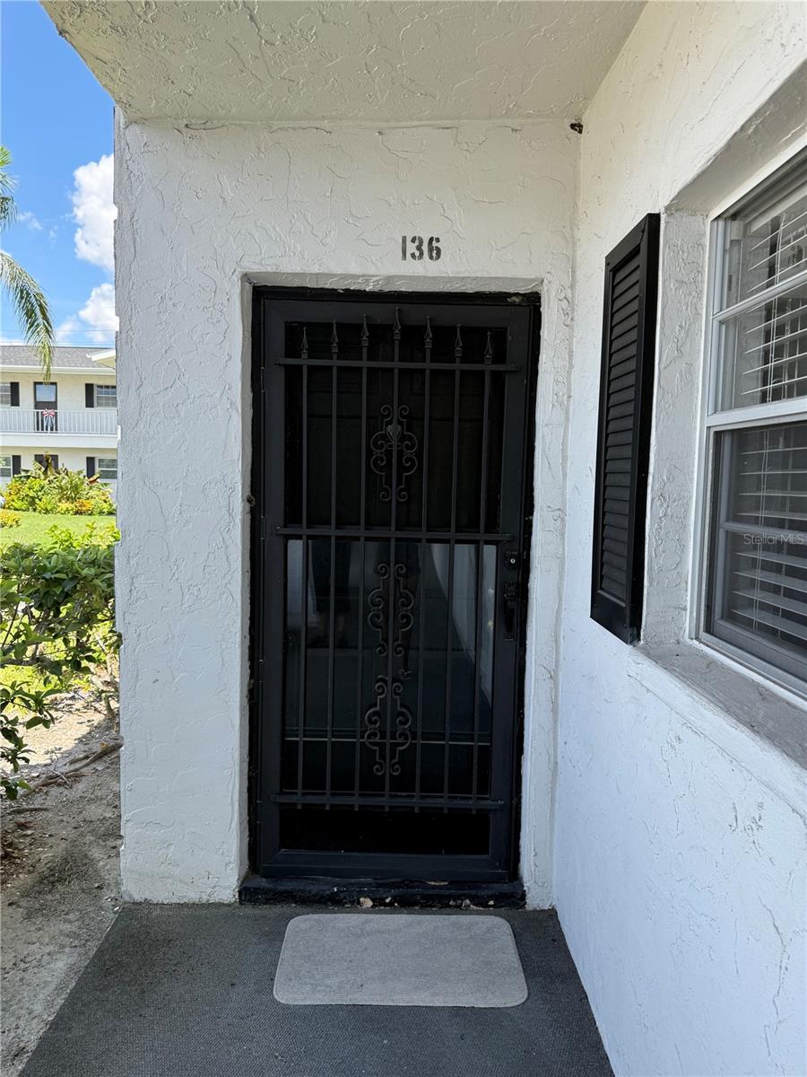 Image 3 of 12 For 102 47th Avenue Drive W 136